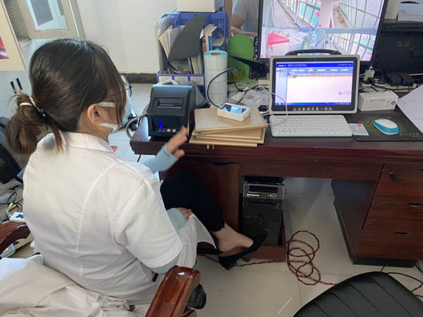 ����һ�w�C�w�z��yʽ�w�z����̎���b��